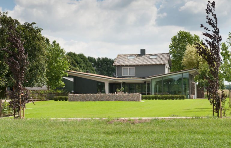 IBOC modern verbouwen groendak glas gelamineerde spanten Gerrit Jan ter Horst